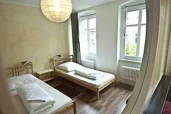Eastseven Berlin Hostel 0*,  Германия