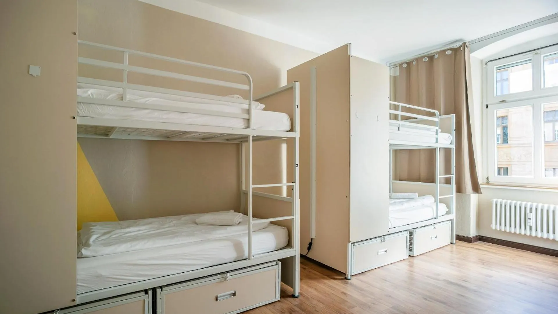 Eastseven Berlin Hostel 0*,  Germany